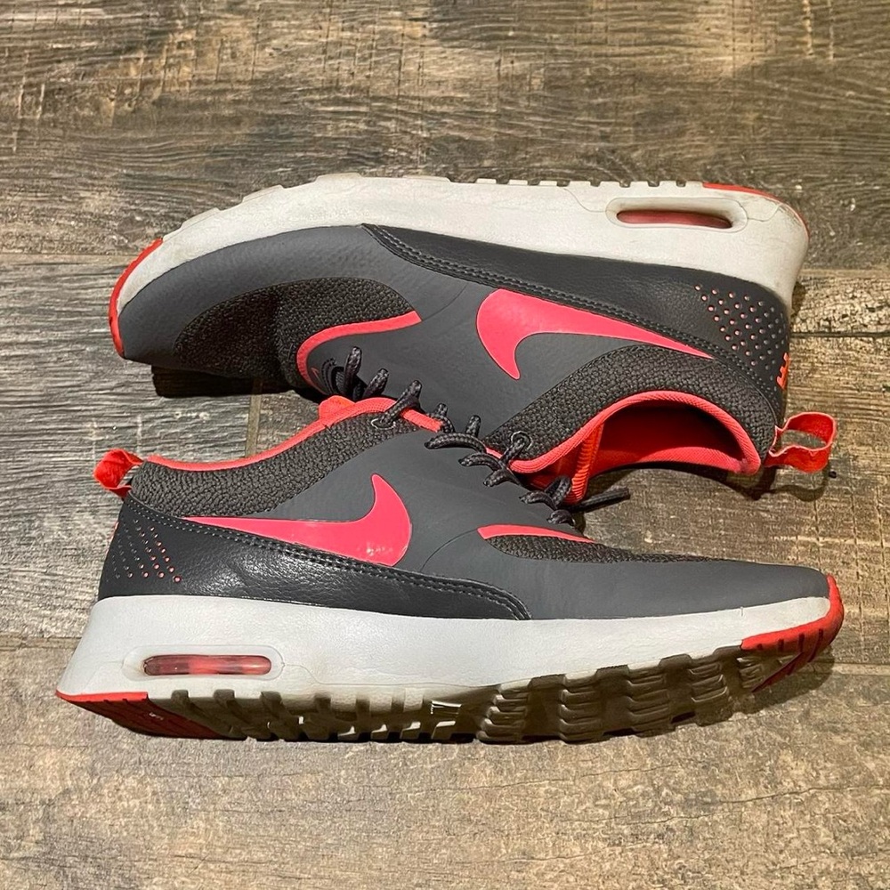 Nike Air Max Thea Black/Red